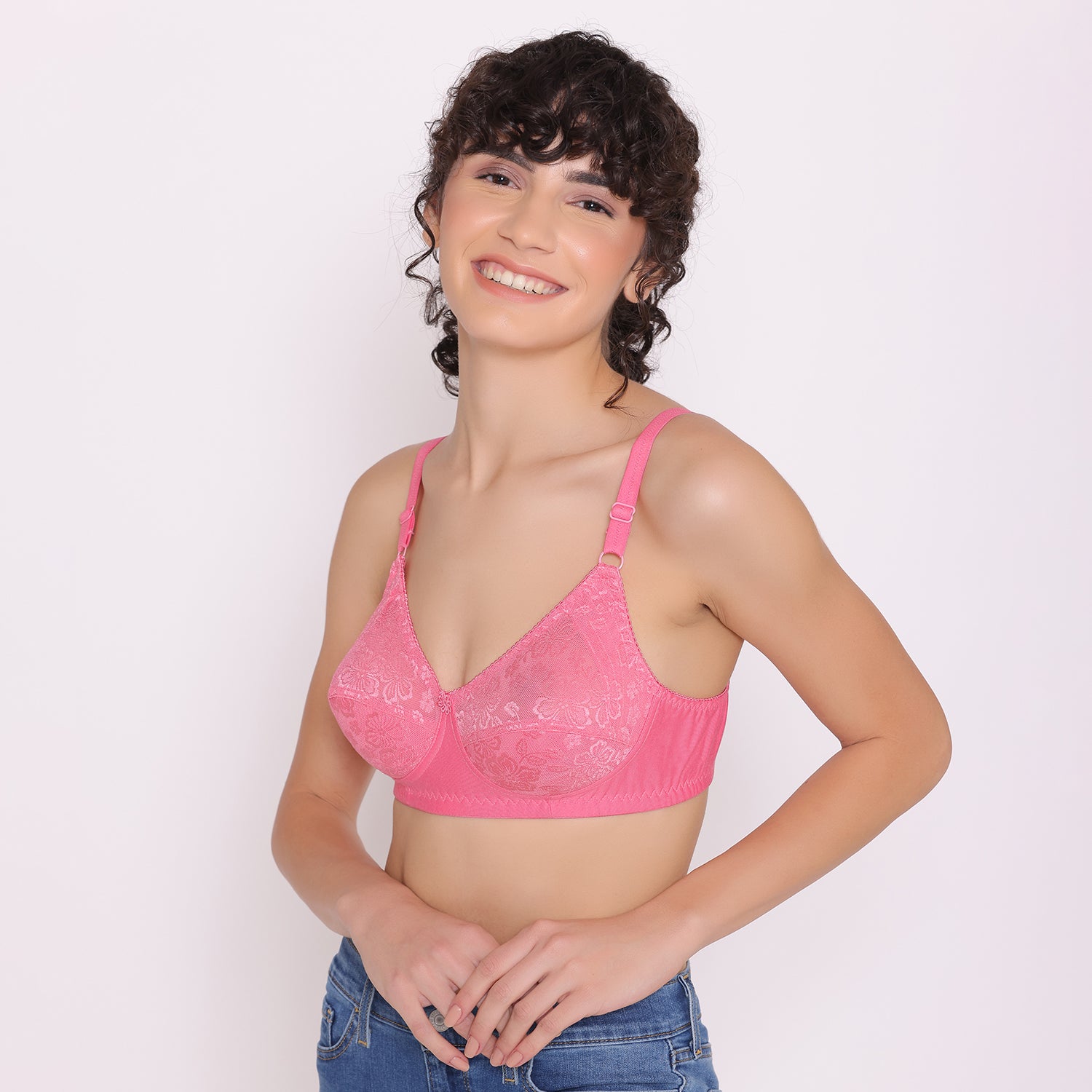 Full Coverage Bras Best for daily use for women in India